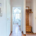 Alt 09 Apartment *