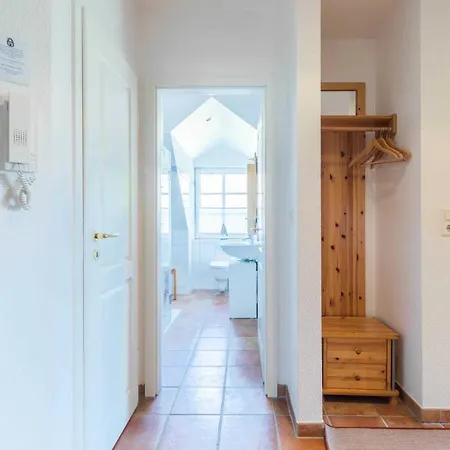 Apartment Alt 09 *
