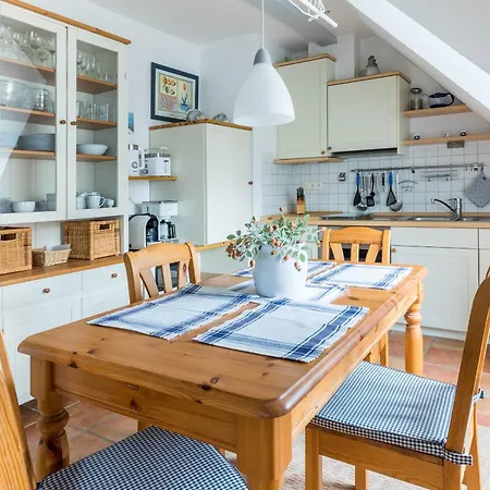 Apartment Alt 09 *